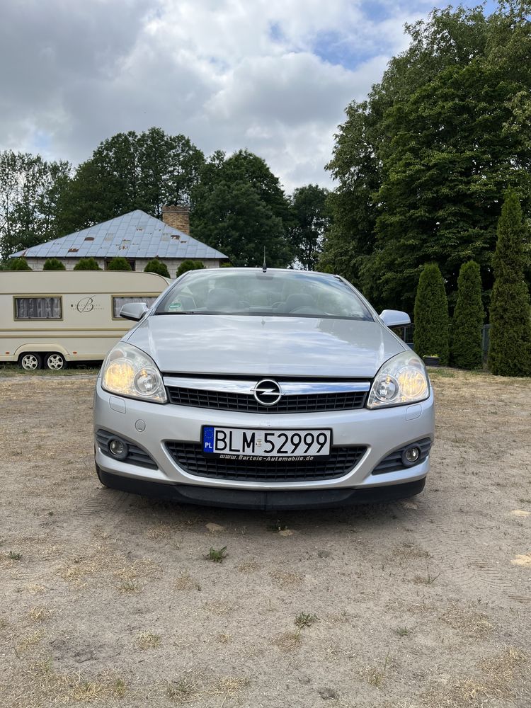 Opel Astra TwinTop 1.8 140km KeylessGo Multifunkcja Radio 2DIN