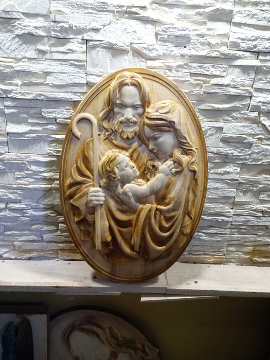 Swieta Rodzina-Plaskorzezba-Drewno