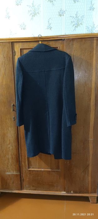 Продаётся пальто