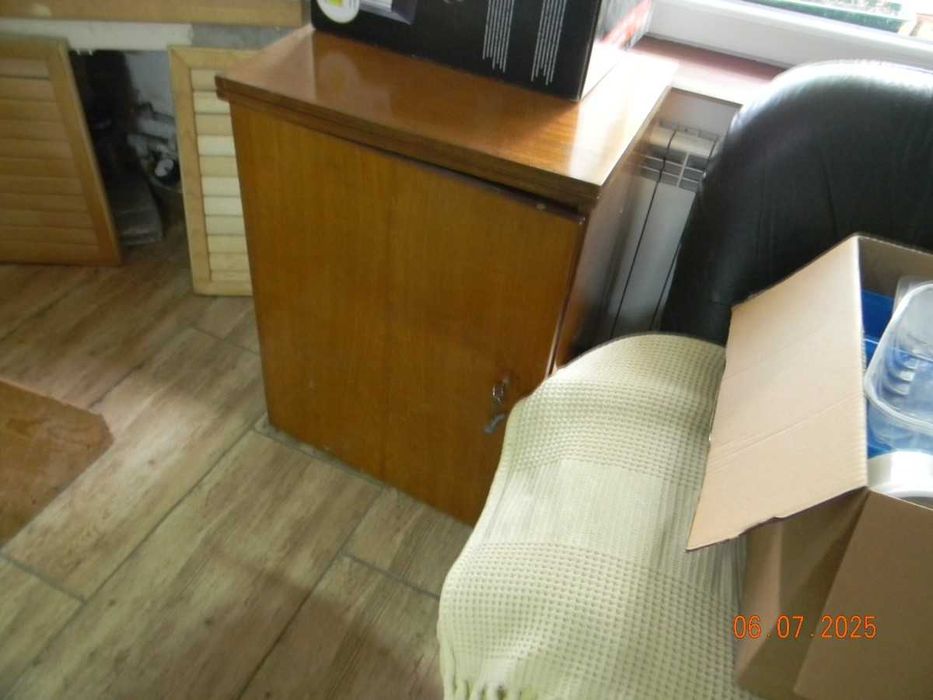 Maszyna do szycia ŁUCZNIK kl. 82, rocznik 1964 _ sprawna, ładna