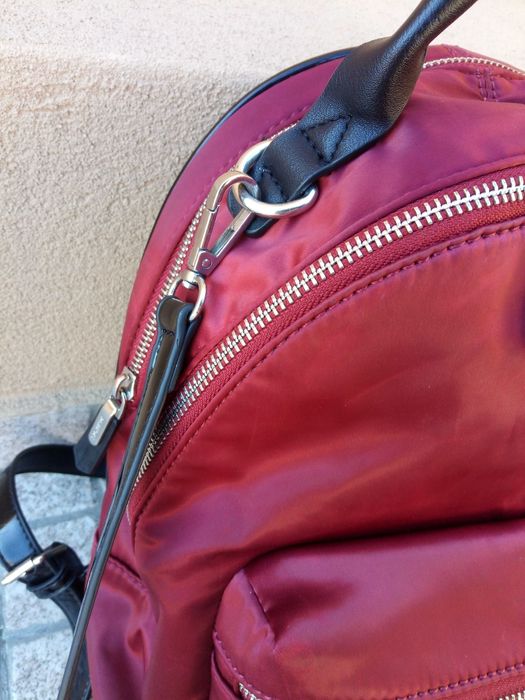 Mochila vermelha Parfois grande espaçosa alças