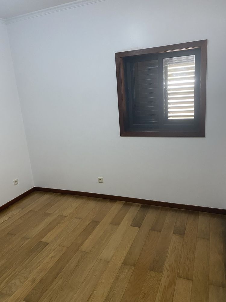 Arrendamento T2 andar moradia