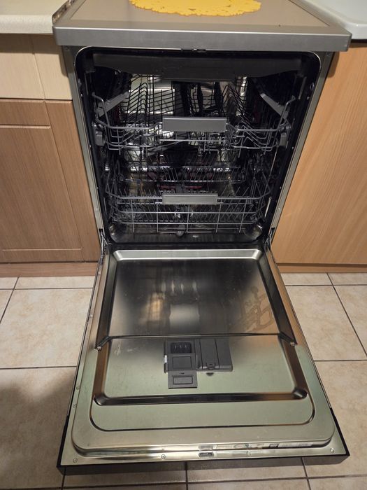 Zmywarka whirlpool wolnostojąca