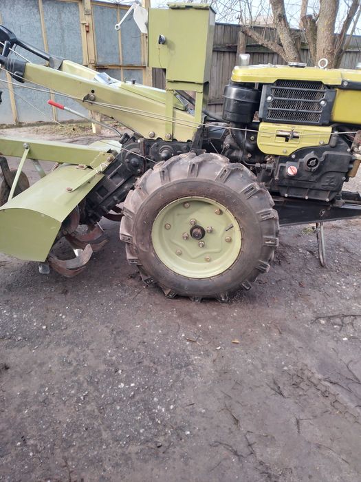 Дизельний мотоблок з електостартером