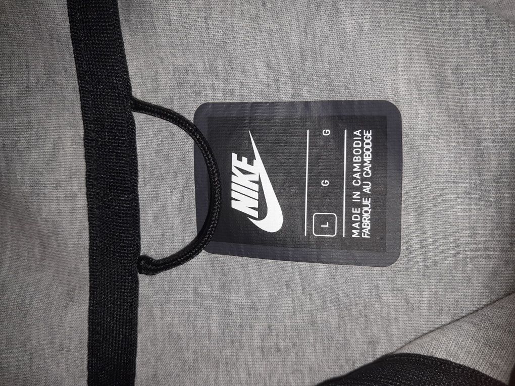 Casaco Nike Tech Fleece