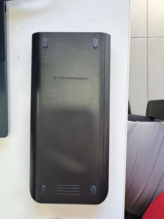 Calculadora Texas CAS com cabos e códigos de acaso por mais 2 anos