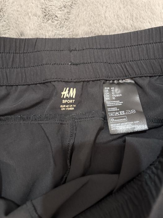 Damskie spodenki sportowe rozmiar XL