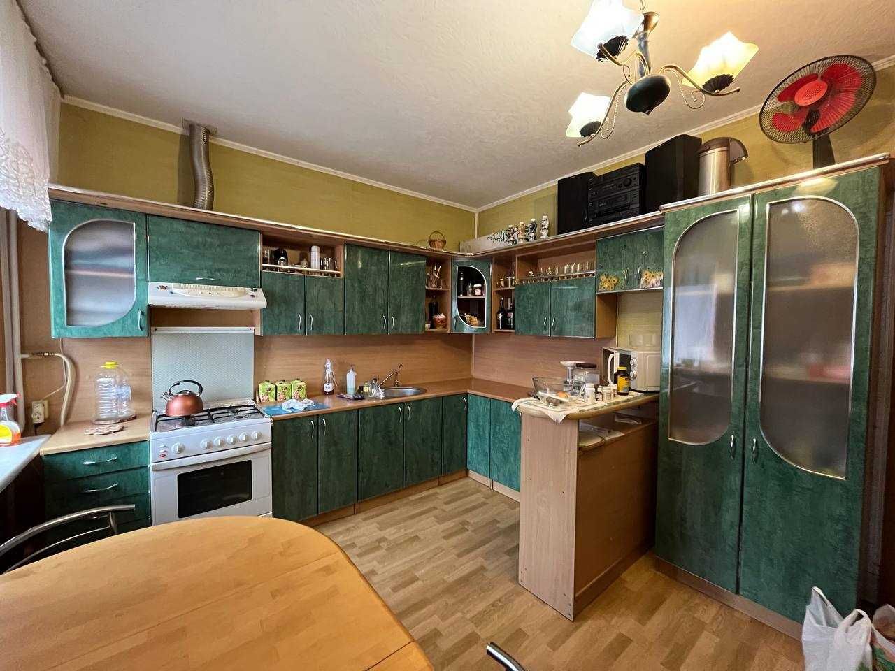 Продам добротный 2-х этажный дом вблизи реки и сосновой рощи