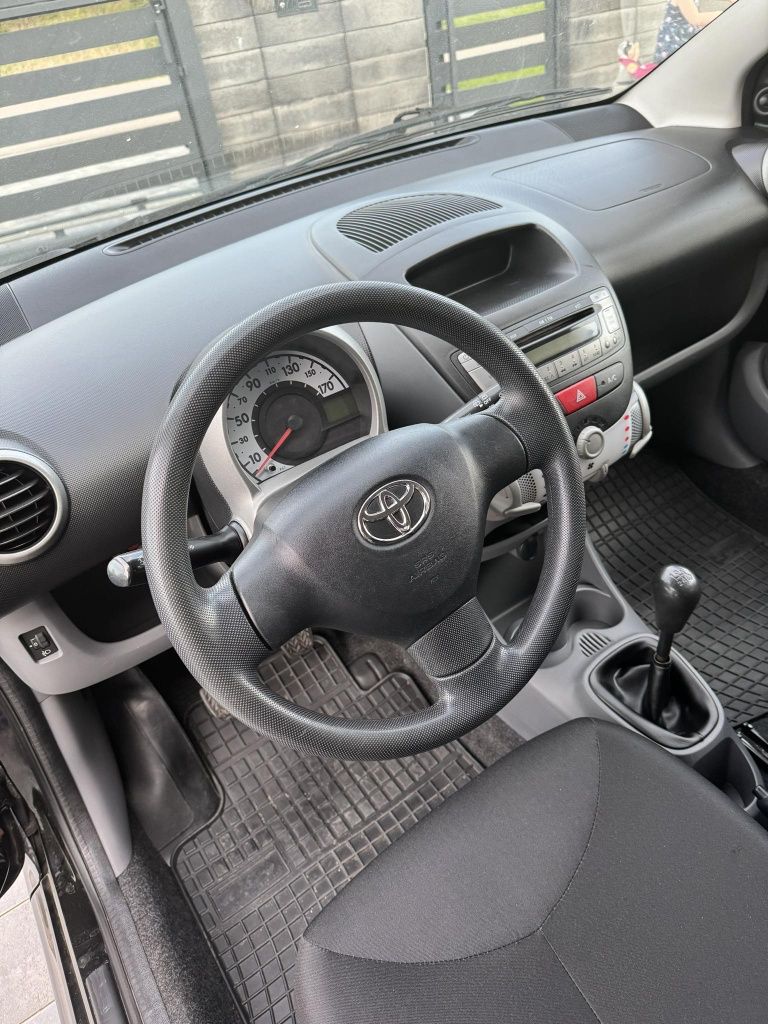 Toyota Aygo 998cm³ 5 drzwiowy