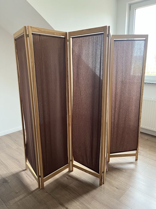 Parawan drewniany z tkaniną