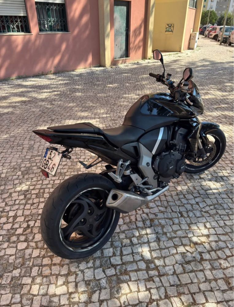 Honda cb 1000r 2008