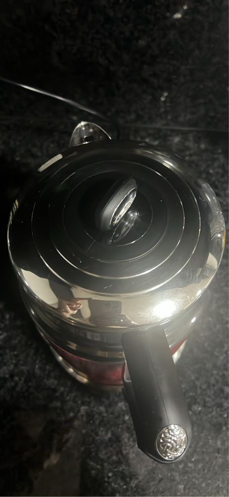 Chaleira/ cafeteira russell hobbs 1.7L