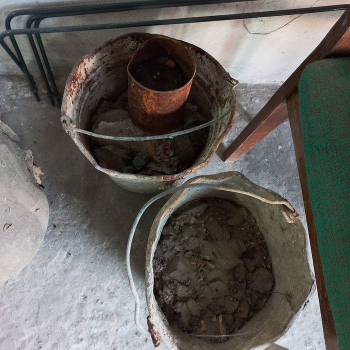 Продам Смолу.Новая.