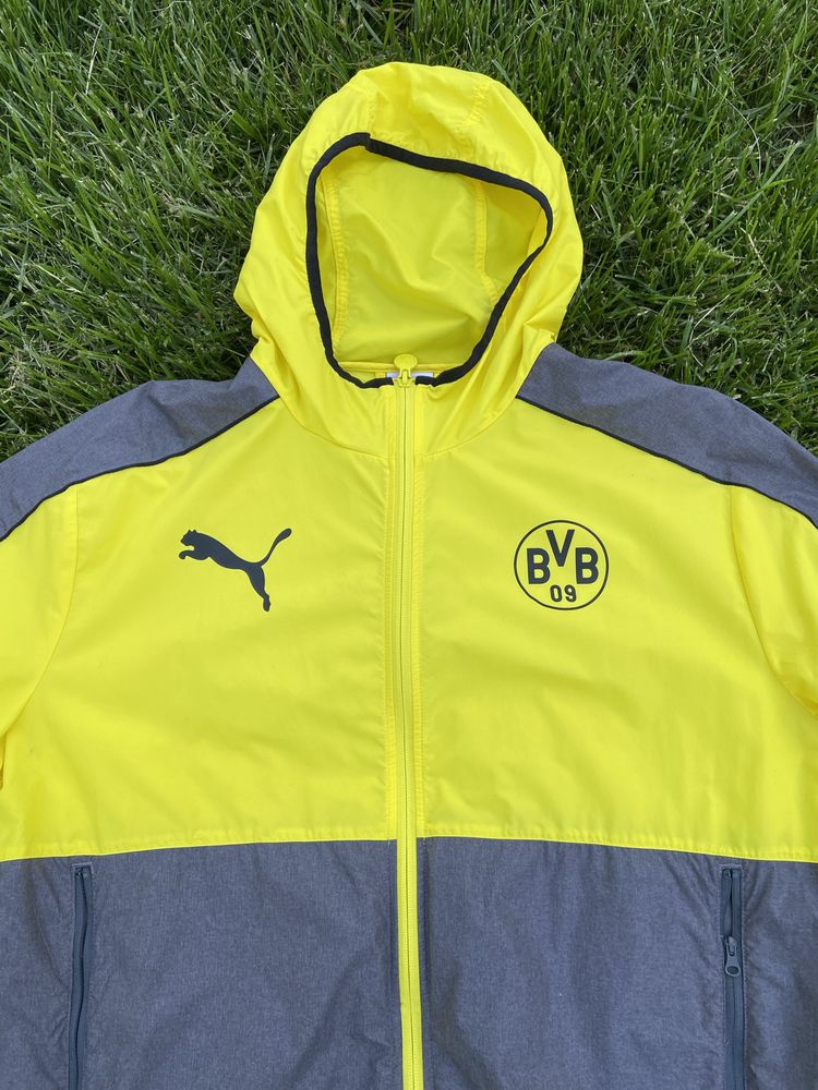 Фірмова куртка-вітровка Puma Borussia Dortmund
