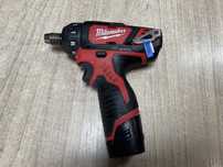 Milwaukee M12 BD / акумуляторна викрутка Мілвокі 12V