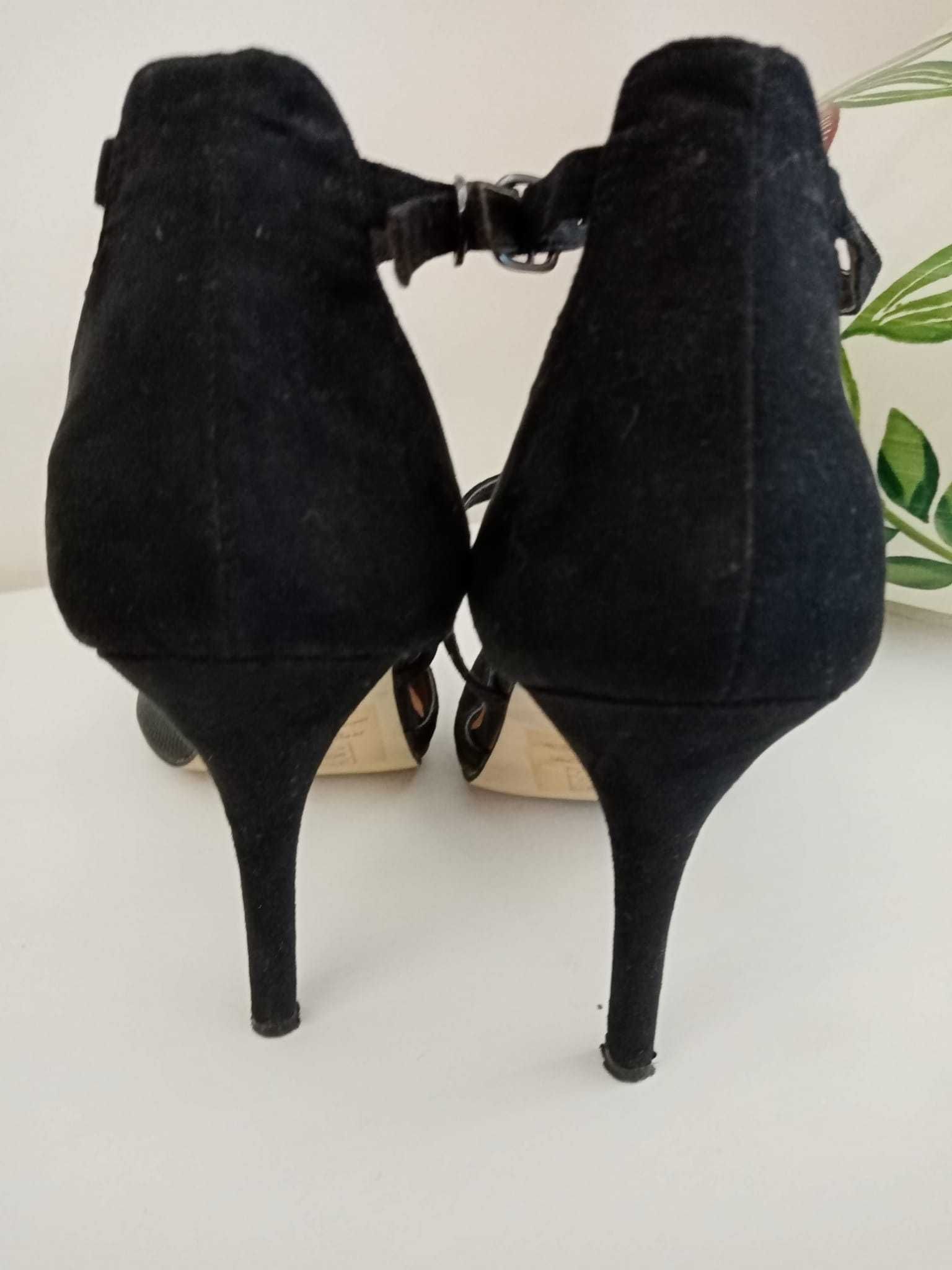 Sapatos altos Senhora