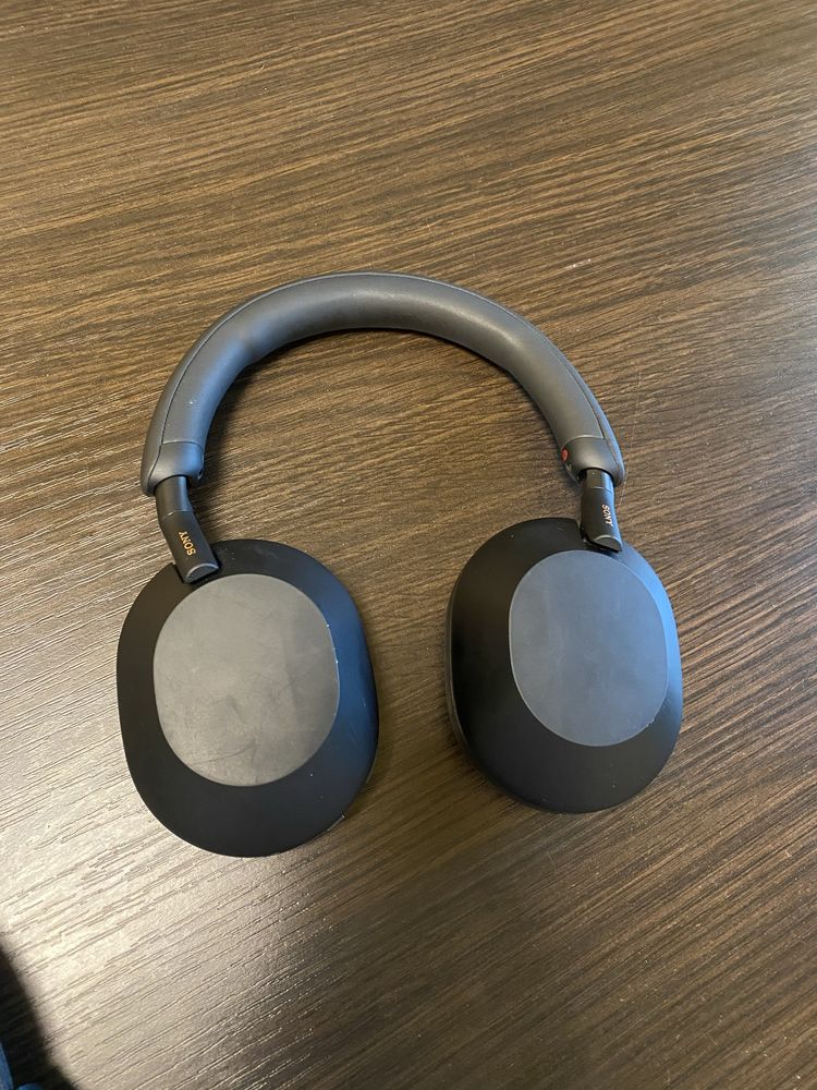 Навушники Sony WH-1000XM5