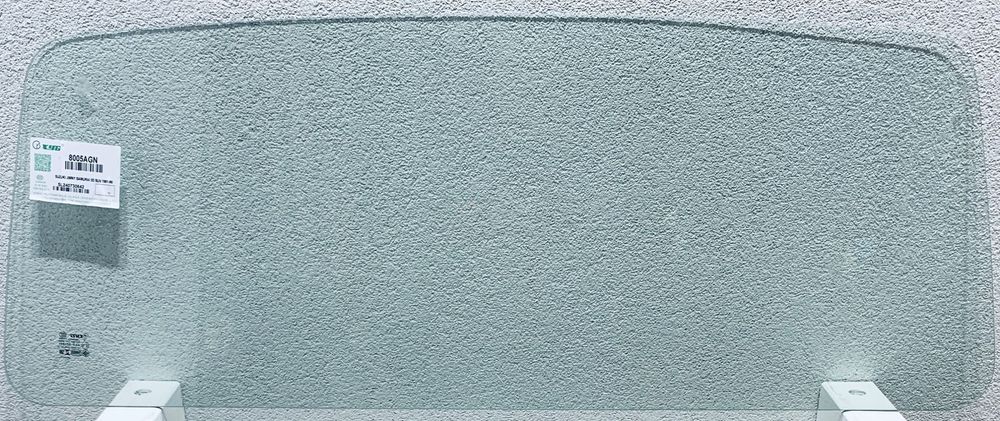 Szyba czołowa SUZUKI SAMURAI SJ410+413 1981-1998