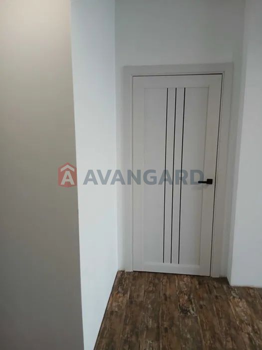 Продам 2 кімн квартиру з ремонтом в новобудові