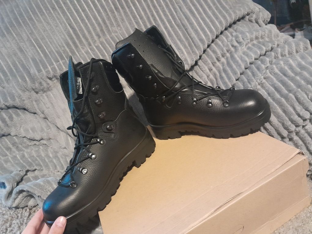 Buty wojskowe mon