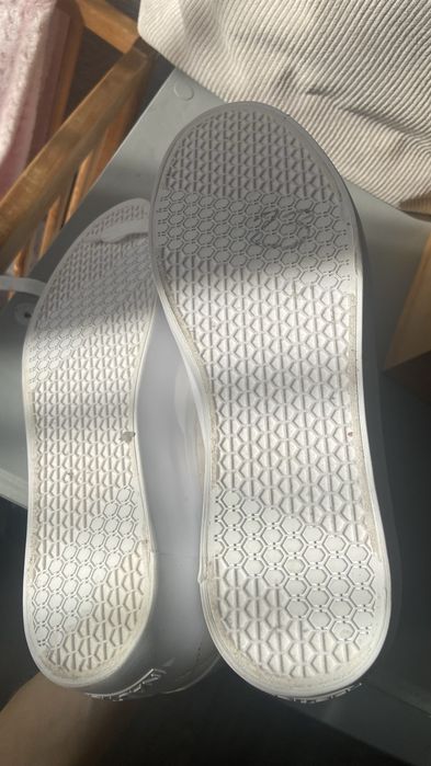 Коасовки -кеди куплегі в Америці нові