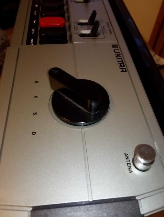 Radiomagnetofon  RMS 801 klaudia