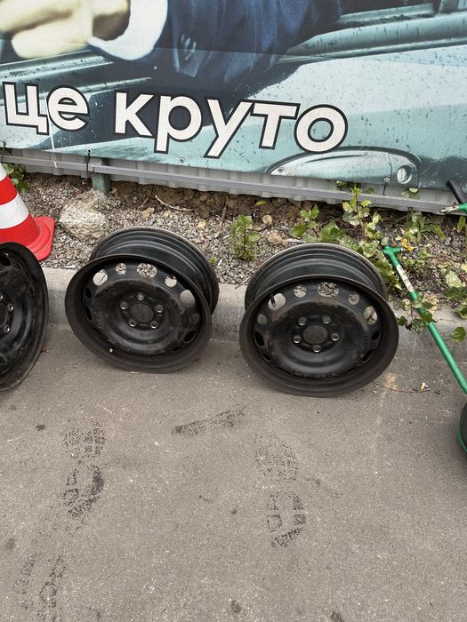 Диски металеві Mazda 16 радіус з ковпаками