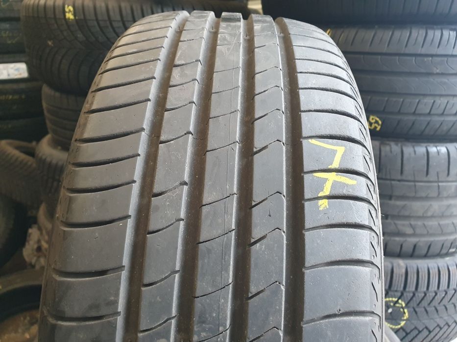 Kumho ecsta hs51 215/45/16 86H rok 2019 7mm. Opona pojedyncza