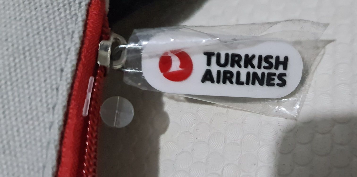 Mochila da Turkish Airlines.  Nova