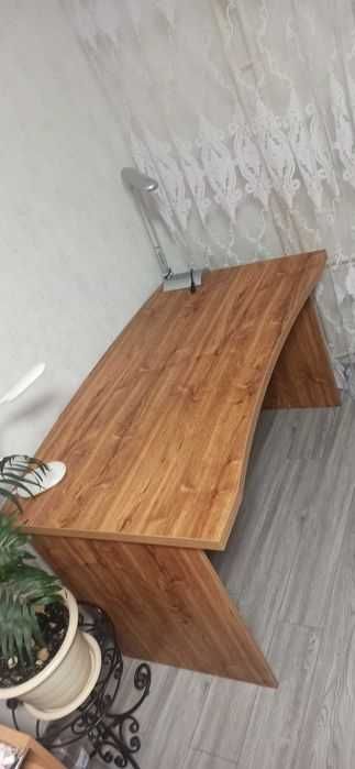 Якісний робочий стіл