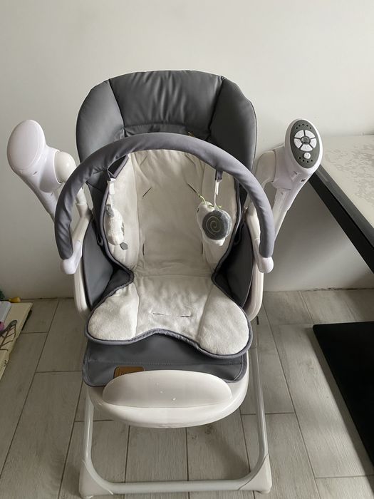 Стільчик- гойдалка Carrello triumph 3 в 1