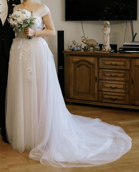 Suknia ślubna raz założona