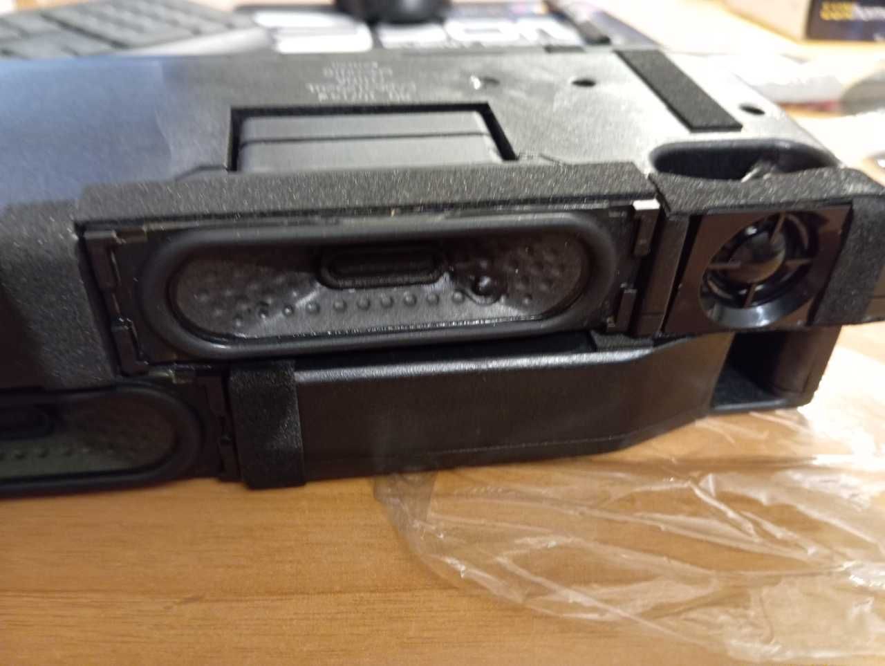 Colunas LG 42UB820V