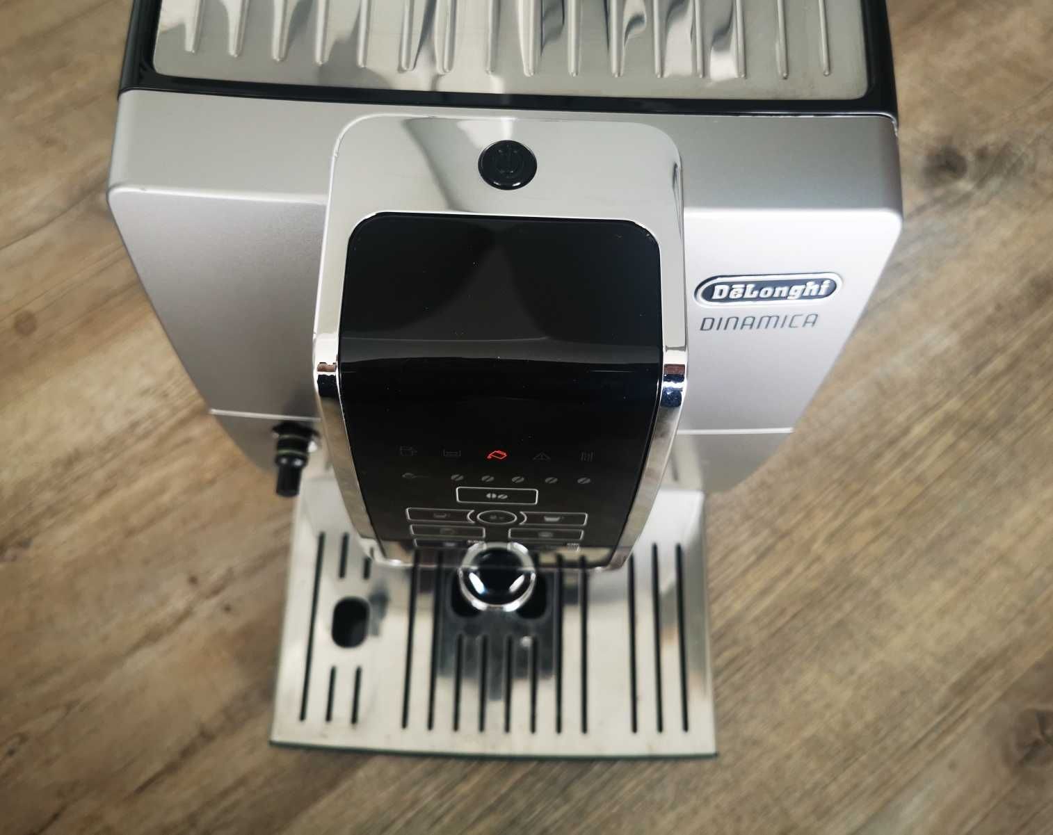 Ekspres De'Longhi Dinamica ECAM 350.55.SB  1450W 15 Bar