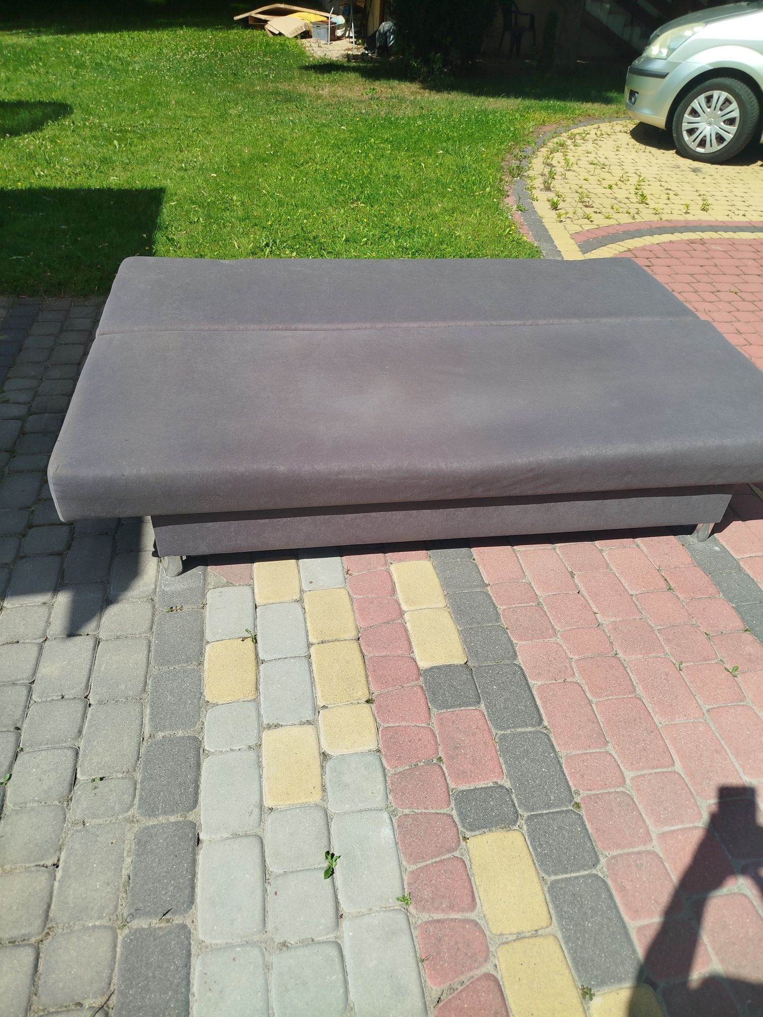 Sofa rozkładana z funkcją spania