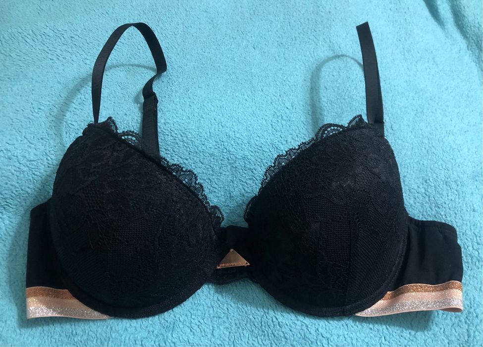 Бюстгалтер Emporio Armani