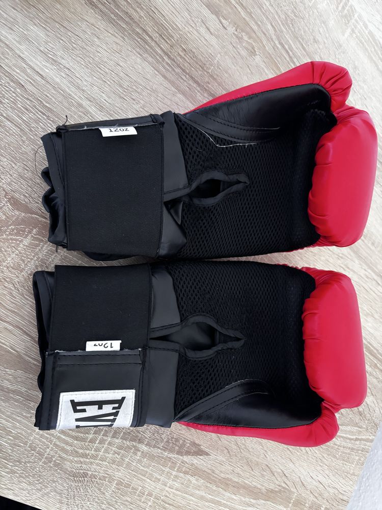 Luva Everlast nova
