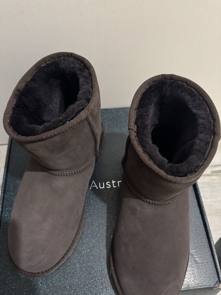 EMU Australia, 42, чоловічі