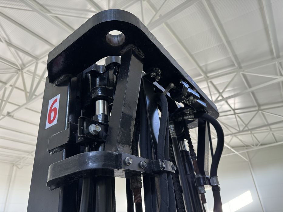 Продаж навантажувача TOYOTA 02-8FGF15, 2009 року в ідеальному стані!