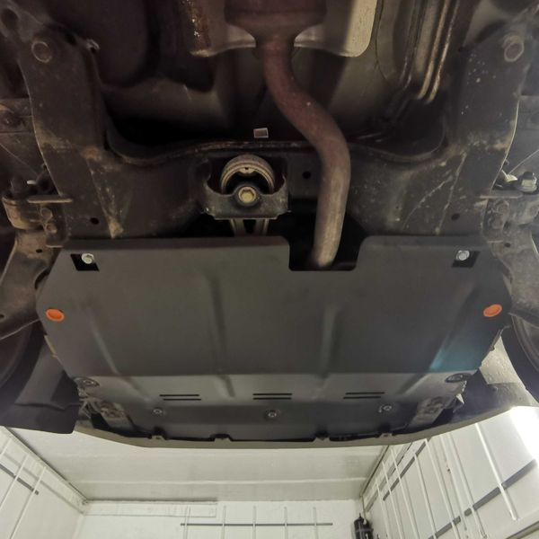 Защита двигателя Chevrolet Equinox Malibu Spark Trax Захист двигуна