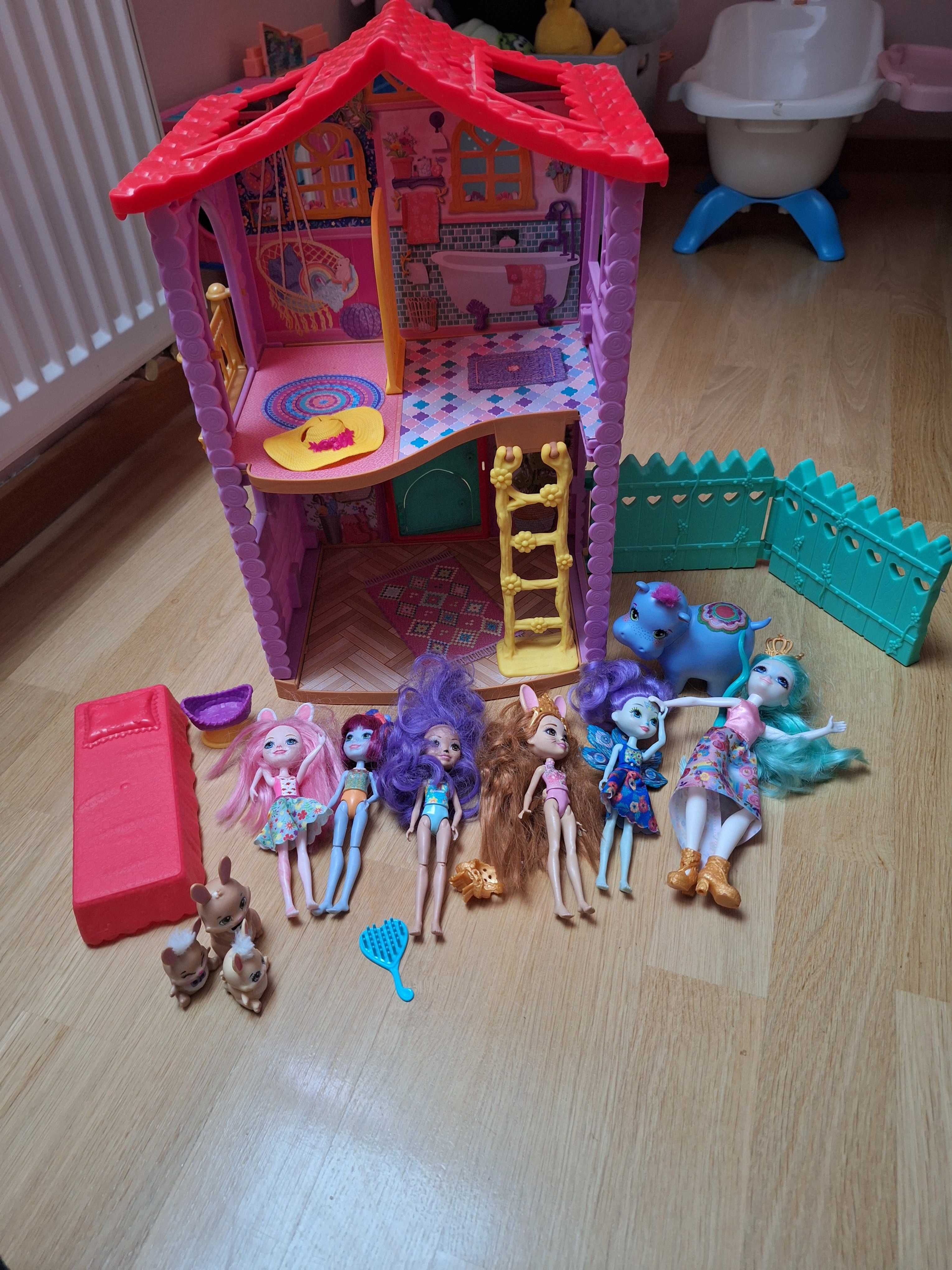 Domek Enchantimals plus lalki