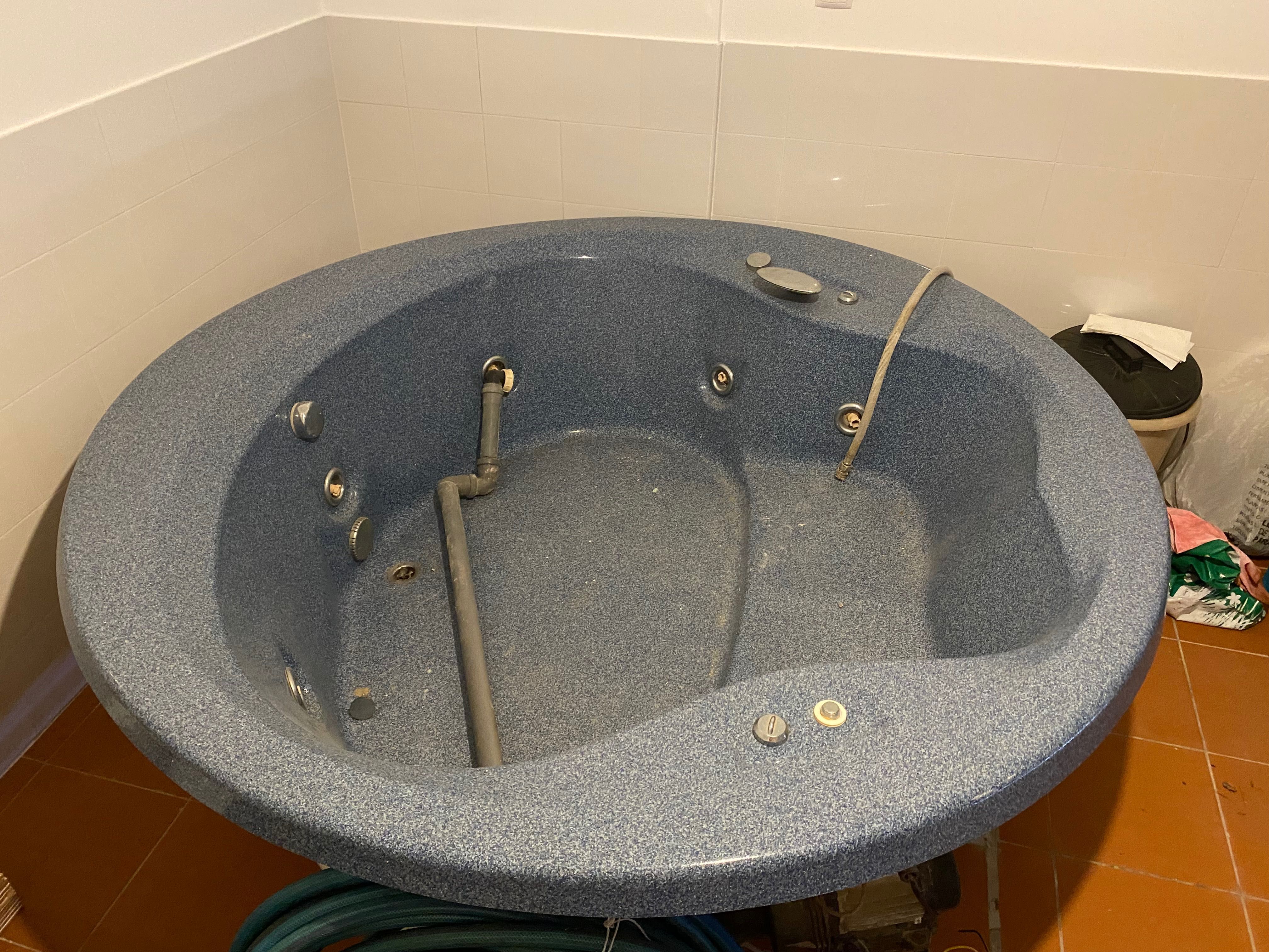 Jacuzzi para exterior usado