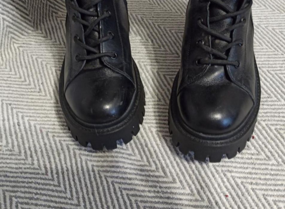 Зимні жіночі ботинки