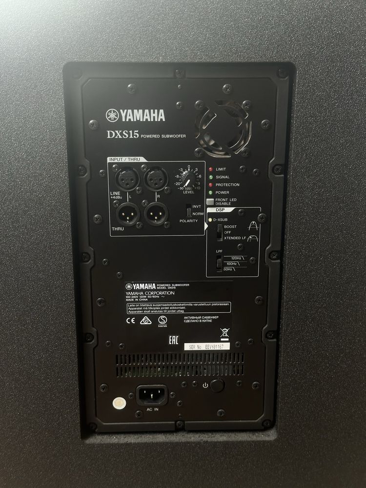 Subwoofer Yamaha dxs15 czarny stan idealny z pokrowcami cena za sztuke