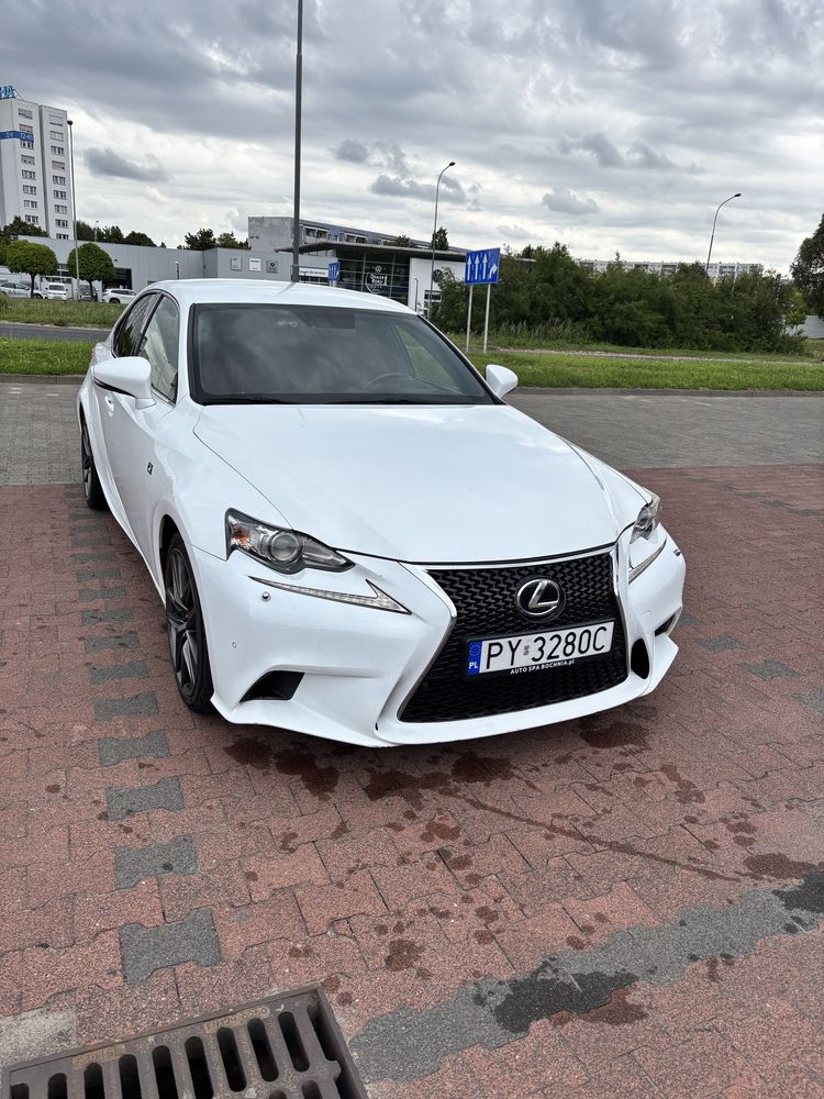 Lexus is200T F sport