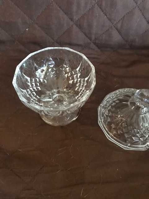 Frasco antigo azul e Bomboneira