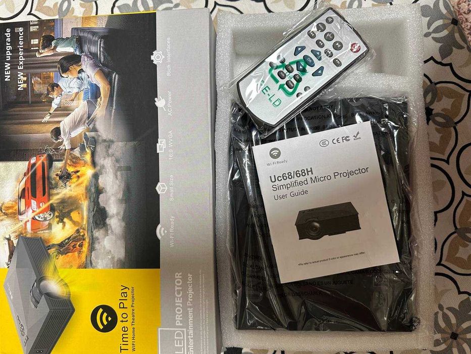 Проектор UC68 WIFI / Компактний та функціональний проектор UC685