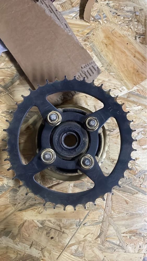 Kompletne koł felga cbr 125 jc34
