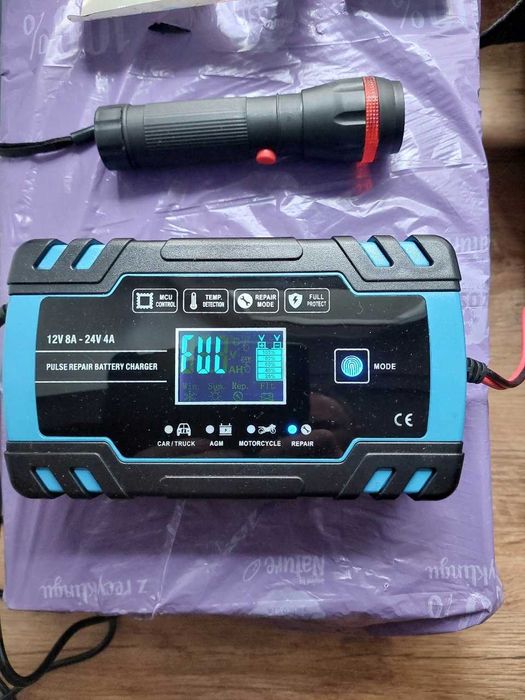 NOWY Prostownik Samochodowy 12V, 24V Do Akumulatorów Smart Okazja