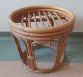 rattanowy stołek kwietnik pufa stolik pomocniczy rattan bambus